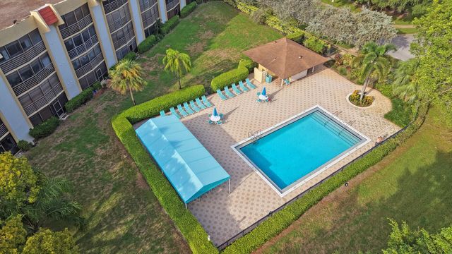 23345 Carolwood Lane 406, Boca Raton, FL 33428
