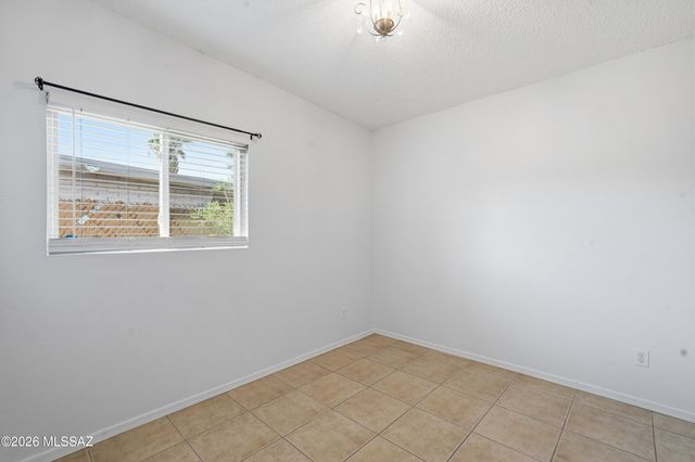 6916 N Galaxy Place, Tucson, AZ 85741