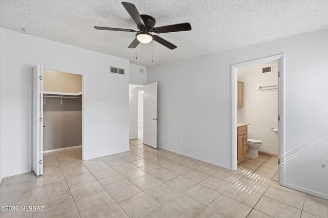 6916 N Galaxy Place, Tucson, AZ 85741