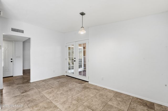 6916 N Galaxy Place, Tucson, AZ 85741