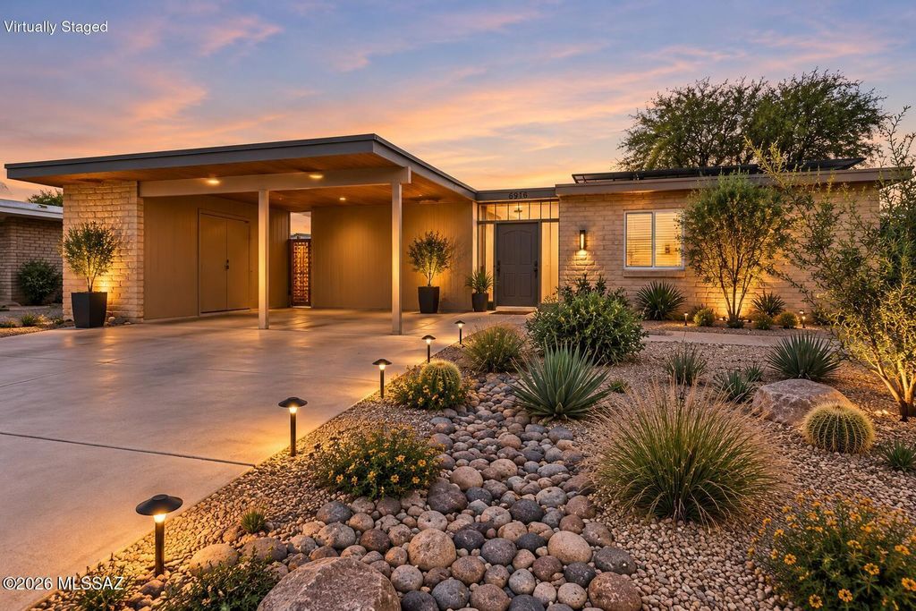 6916 N Galaxy Place, Tucson, AZ 85741