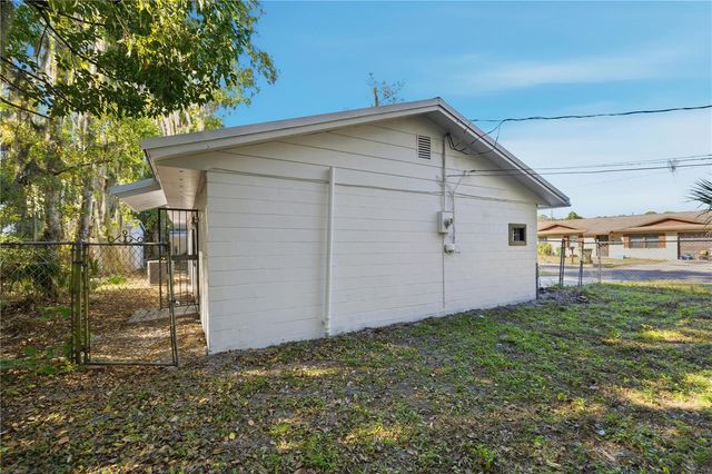 1915 BRONSON STREET, Palatka, FL 32177