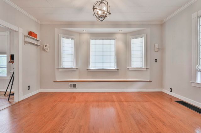 4 Arlington Avenue, Nashua, NH 03060