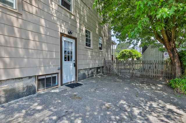 4 Arlington Avenue, Nashua, NH 03060