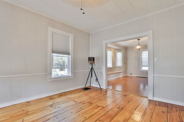 4 Arlington Avenue, Nashua, NH 03060
