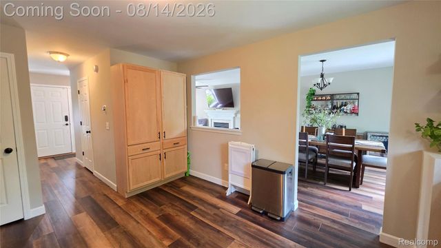 2439 Par Court, Oceola Township, MI 48843