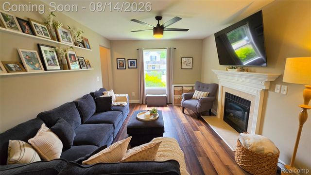 2439 Par Court, Oceola Township, MI 48843