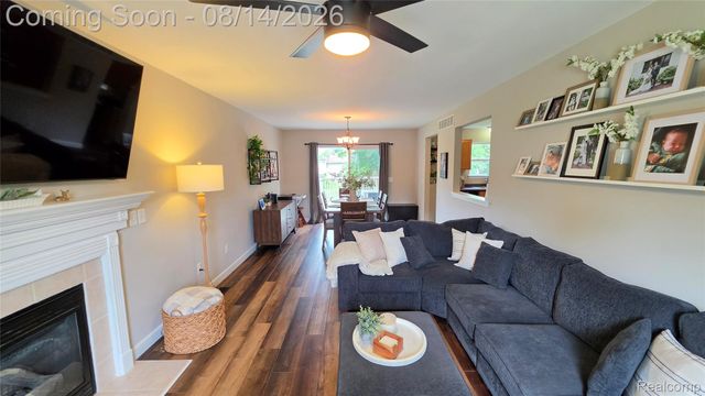 2439 Par Court, Oceola Township, MI 48843