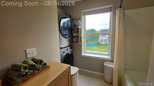 2439 Par Court, Oceola Township, MI 48843