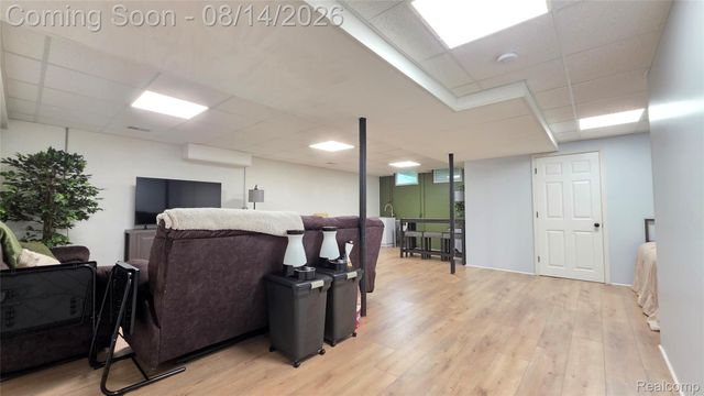 2439 Par Court, Oceola Township, MI 48843