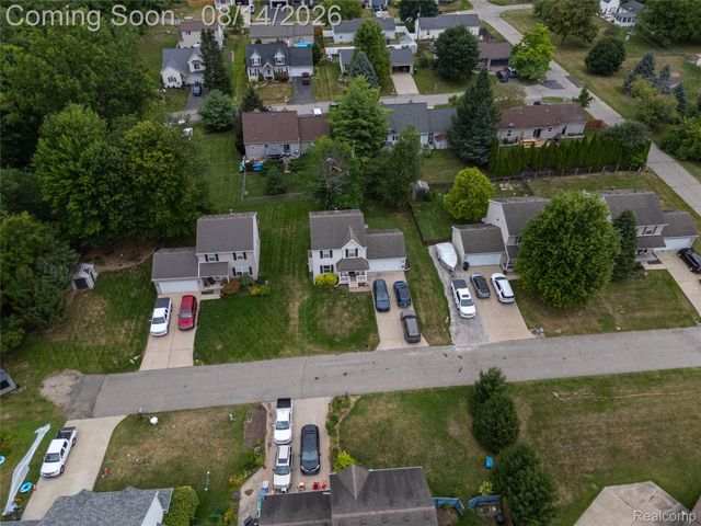 2439 Par Court, Oceola Township, MI 48843