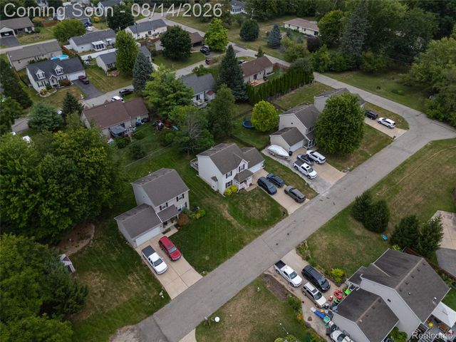 2439 Par Court, Oceola Township, MI 48843
