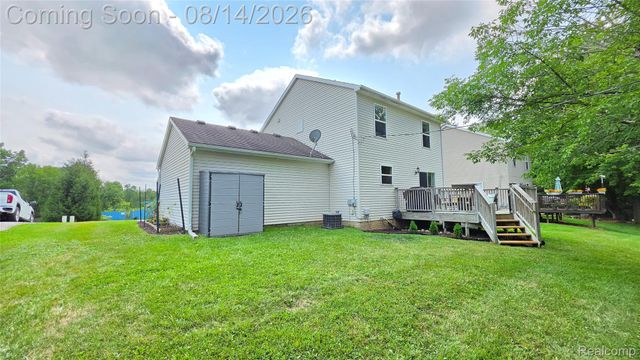 2439 Par Court, Oceola Township, MI 48843