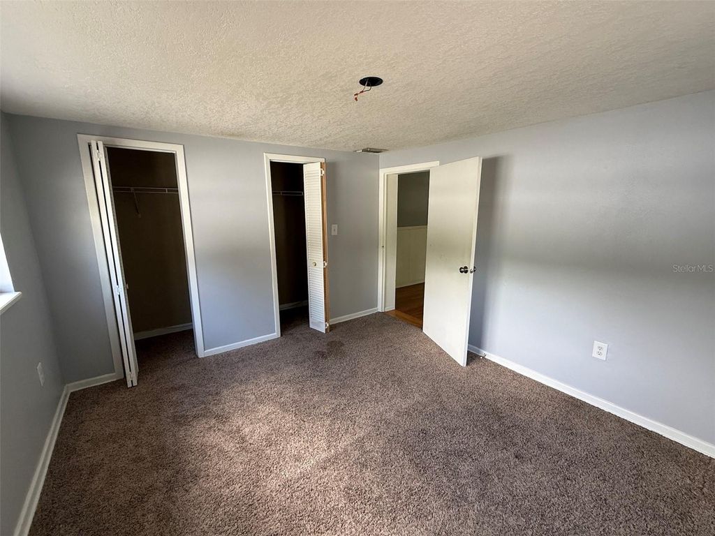 Image 11 of property listing at 2213 MURDOCK BOULEVARD, Orlando, FL 32817