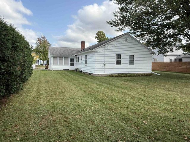 1216 LINDBERGH AVENUE, Stevens Point, WI 54481