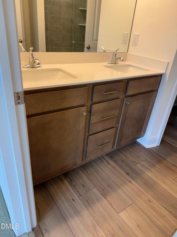 902 Kensley Grove Lane, Fuquay Varina, NC 27526