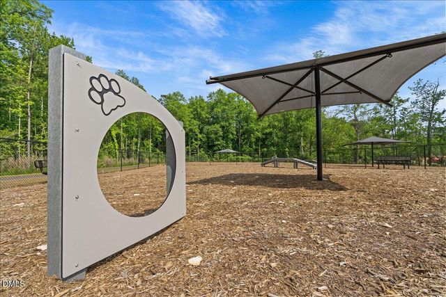 902 Kensley Grove Lane, Fuquay Varina, NC 27526