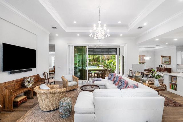 135 Dixie Boulevard, Delray Beach, FL 33444