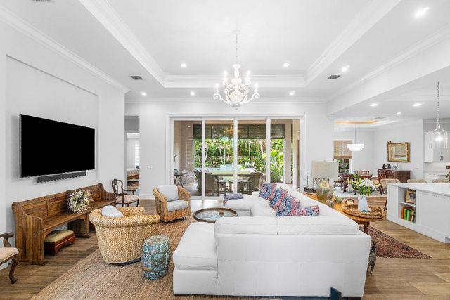 135 Dixie Boulevard, Delray Beach, FL 33444