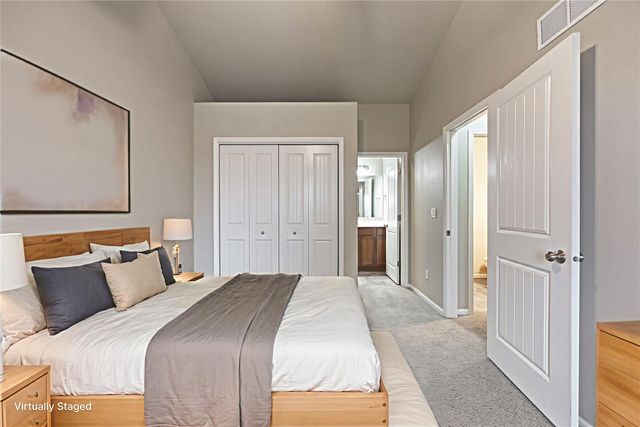 475 Glenmoor Place, North Liberty, IA 52317