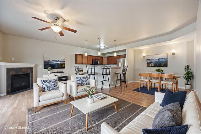 475 Glenmoor Place, North Liberty, IA 52317