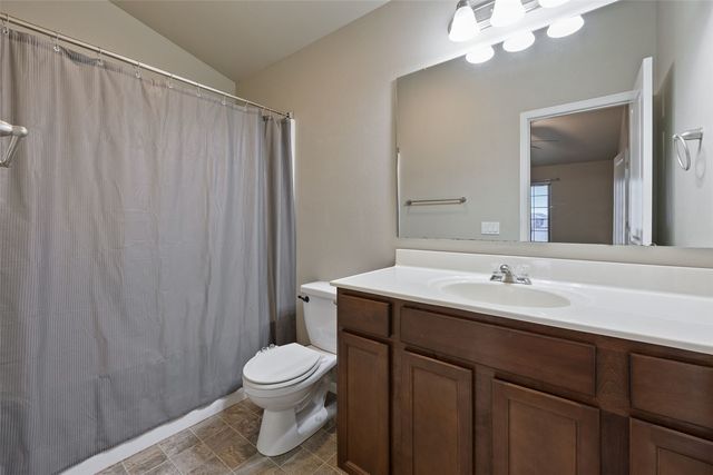 475 Glenmoor Place, North Liberty, IA 52317