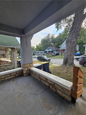 4617 S Benton Street, Kansas City, MO 64130