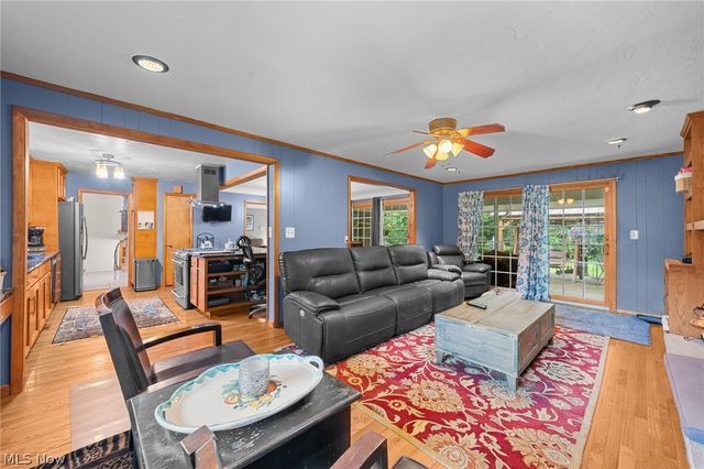 3819 Brainard Road, Woodmere, OH 44122