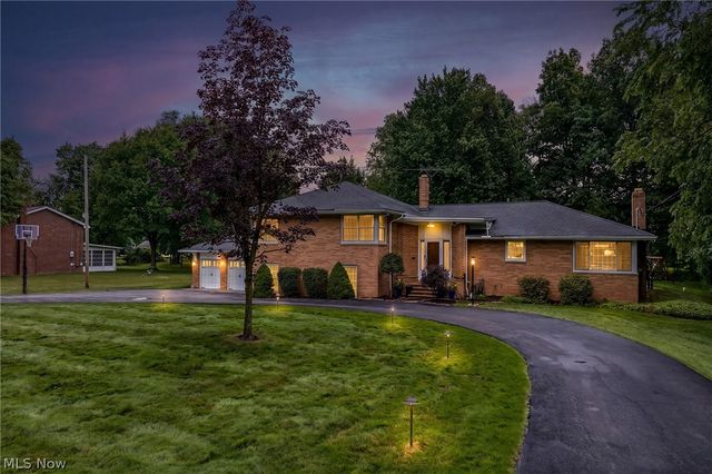 3819 Brainard Road, Woodmere, OH 44122