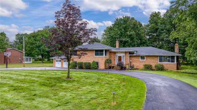 3819 Brainard Road, Woodmere, OH 44122