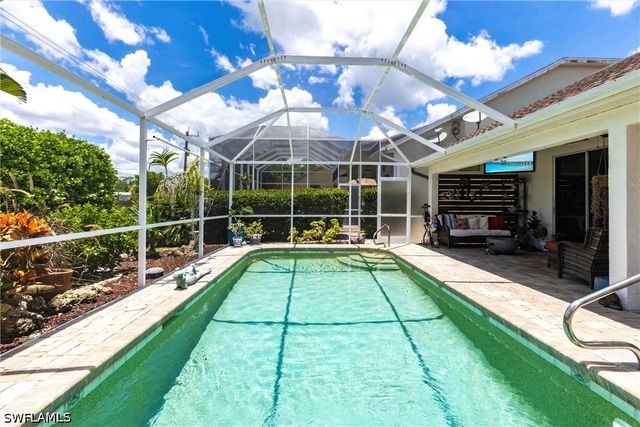 6769 Berwick PL, Naples, FL 34104