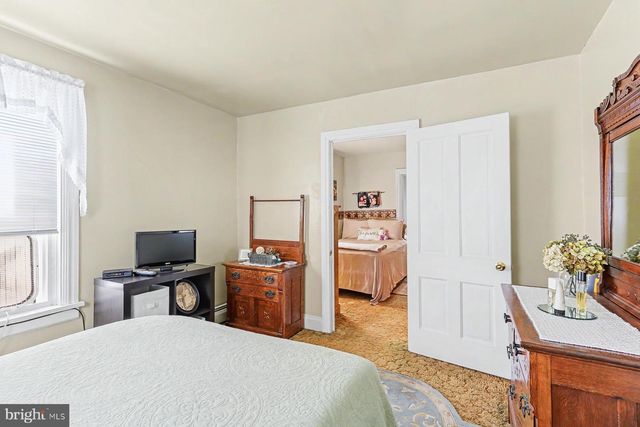 632 W MAIN ST, Palmyra, PA 17078