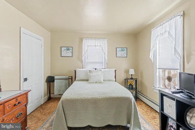 632 W MAIN ST, Palmyra, PA 17078