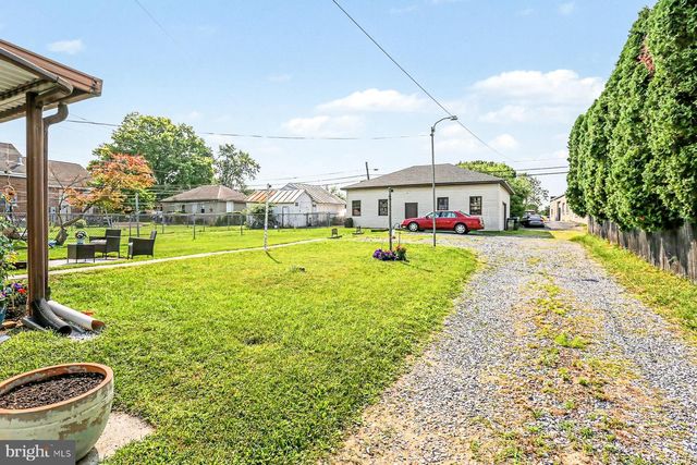 632 W MAIN ST, Palmyra, PA 17078
