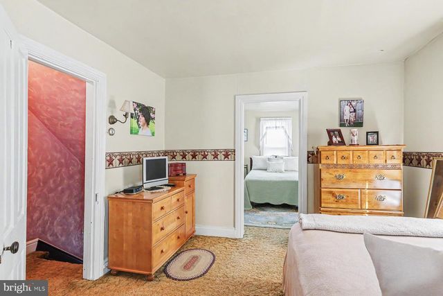 632 W MAIN ST, Palmyra, PA 17078