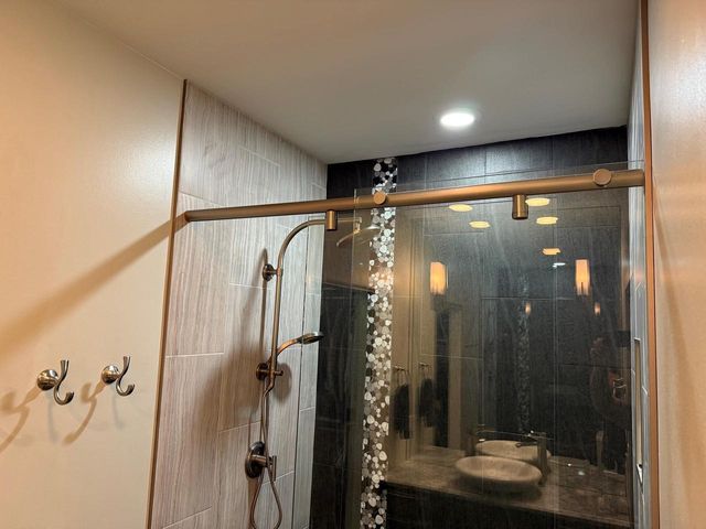 2812 Fellman Dr, Ashland, WI 54806