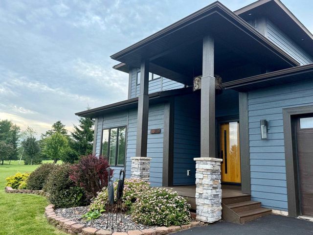 2812 Fellman Dr, Ashland, WI 54806