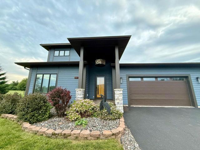 2812 Fellman Dr, Ashland, WI 54806