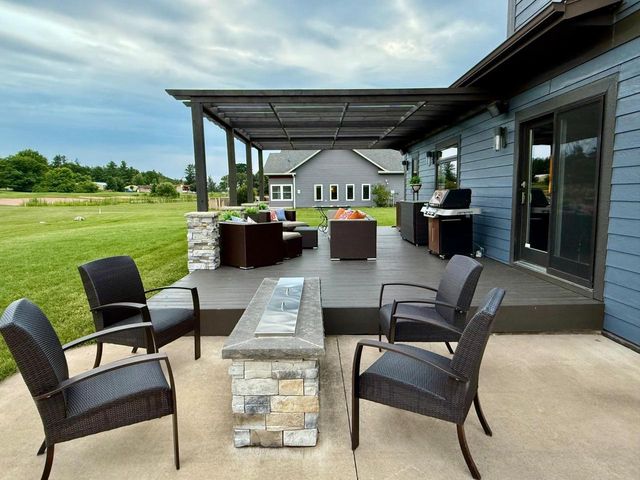 2812 Fellman Dr, Ashland, WI 54806