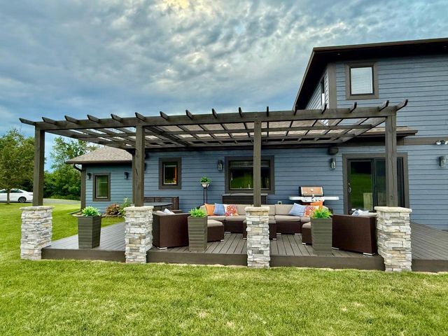 2812 Fellman Dr, Ashland, WI 54806