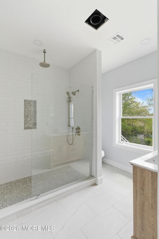 427 Central Avenue, Union Beach, NJ 07735