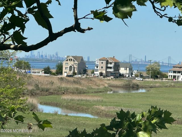 427 Central Avenue, Union Beach, NJ 07735