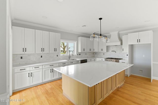 427 Central Avenue, Union Beach, NJ 07735