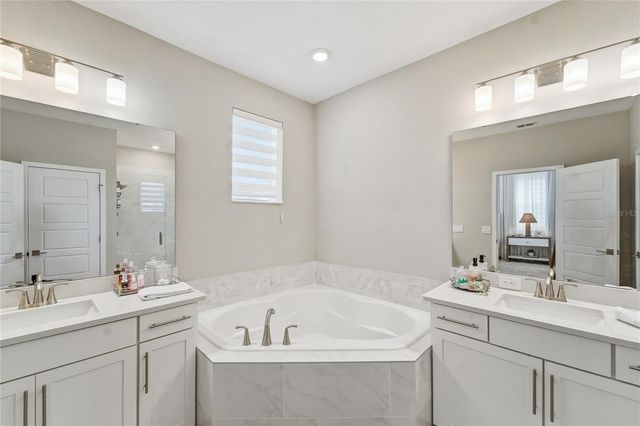 14963 GUAVA BAY DRIVE, Winter Garden, FL 34787