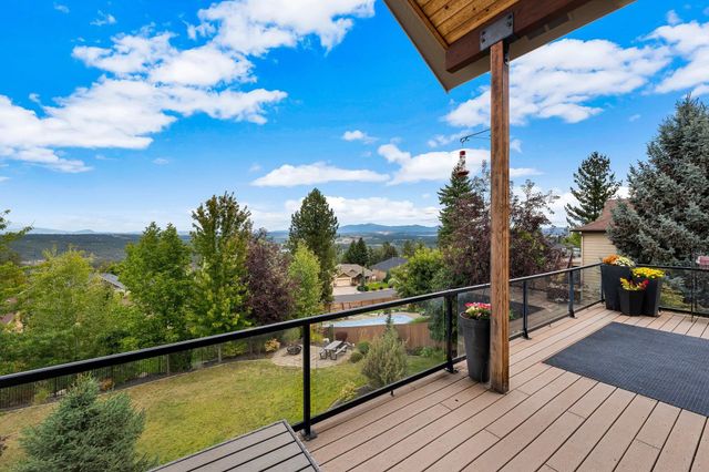 1606 W Gail Jean Ln, Spokane, WA 99218
