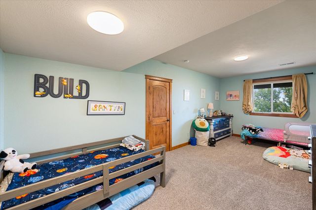 1606 W Gail Jean Ln, Spokane, WA 99218