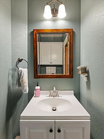 1606 W Gail Jean Ln, Spokane, WA 99218