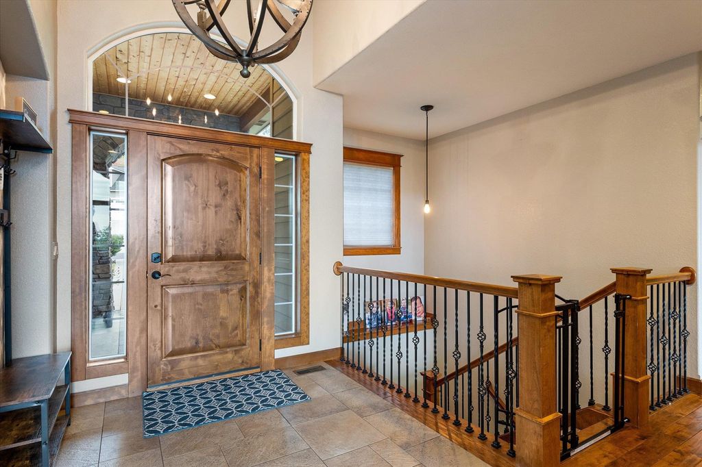 1606 W Gail Jean Ln, Spokane, WA 99218 photo 4