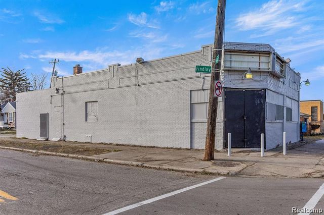 11901 Gunston Street, Detroit, MI 48205