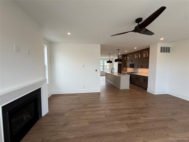107 Bridle 54, Northville, MI 48167